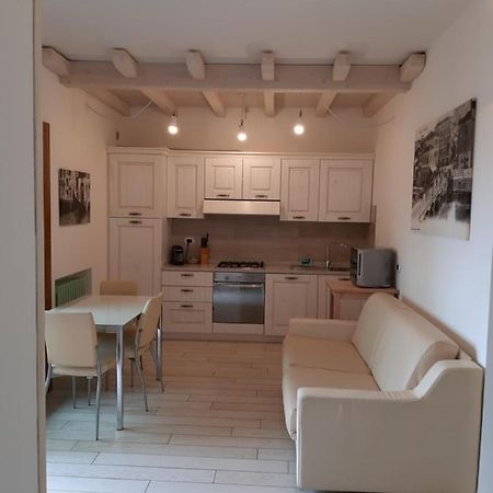 Sweet Appartment Di Guido Peschiera del Garda Exterior foto